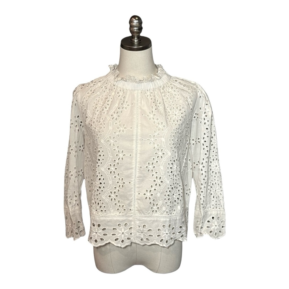 Elegant White Eyelet Women's Top Cottagecore S Romantic Feminine